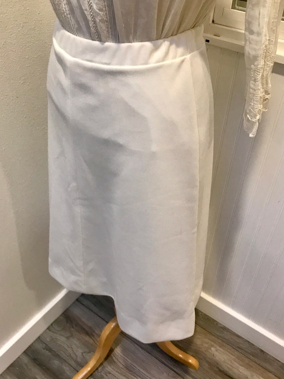 1960's White 'A-Line'  Skirt / Elastic Waist Skir… - image 5