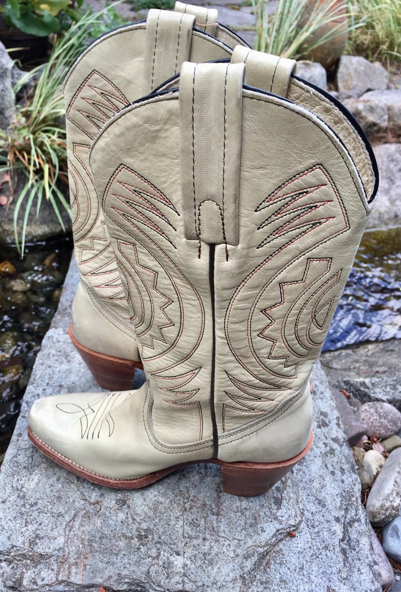 frye white cowboy boots
