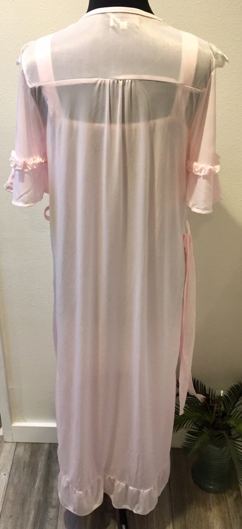 Lovely Pink Lace Ruffled /' Dream Lady/' Peignoir Set Ladies Size Large