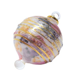 Ornamento natalizio in vetro soffiato a mano con motivi floreali arcobaleno, strisce in oro 14 carati
