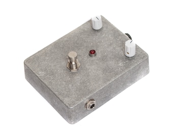 Rogue Fuzz クローン オールドゲートファズ DEATH BY AUDIOFUZZ WAR《ファズ》【Webショップ限定】商品詳細