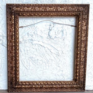 Vintage Gold Ornate Wood Picture Frame 14x16 | Antique Bronze Gold Empty Gallery Wall | Baroque