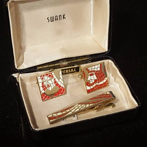 vintage Manschettenknöpfe Krawattenklammer Swank Imperial Karte mosaik rot weiß Karte König und Königin Original Box von Vintage Men's Swag gn-1