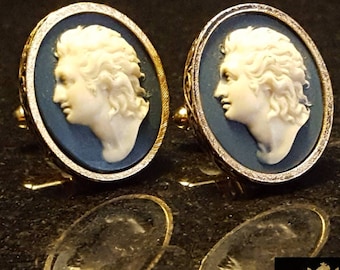 Vintage cufflinks Dante museum masterpieces incolay cameo Dante &quot;Beethoven&quot; offered by Vintage Men&#39;s Swag HX-1
