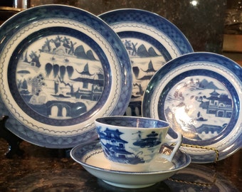 Mottahedeh "Canton" china individual pieces offered by Vintage Swag