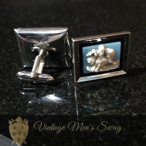 Swank vintage cufflinks Designer's Collection Valiant cameo-look by Vintage Men's Swag Aaw1 image 4