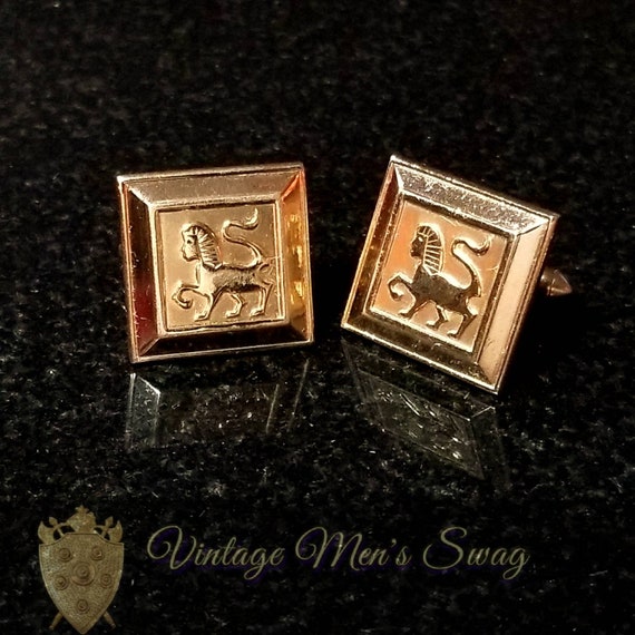 Egyptian lion vintage cufflinks offered by Vintag… - image 3
