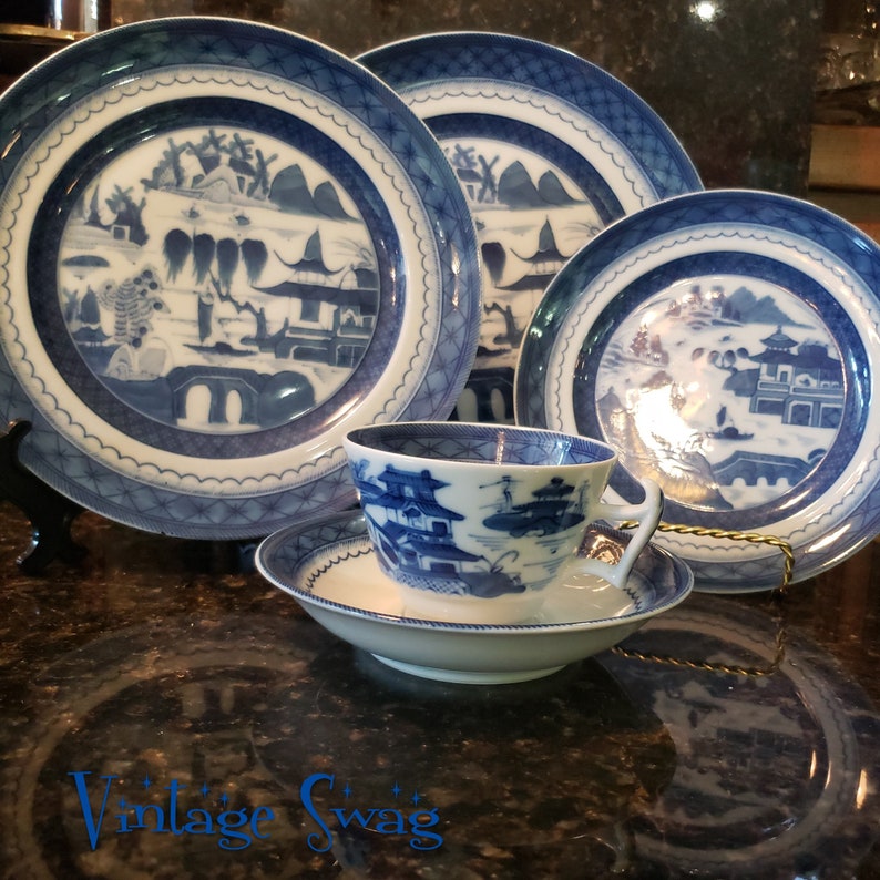 Mottahedeh "Canton" blue and white china