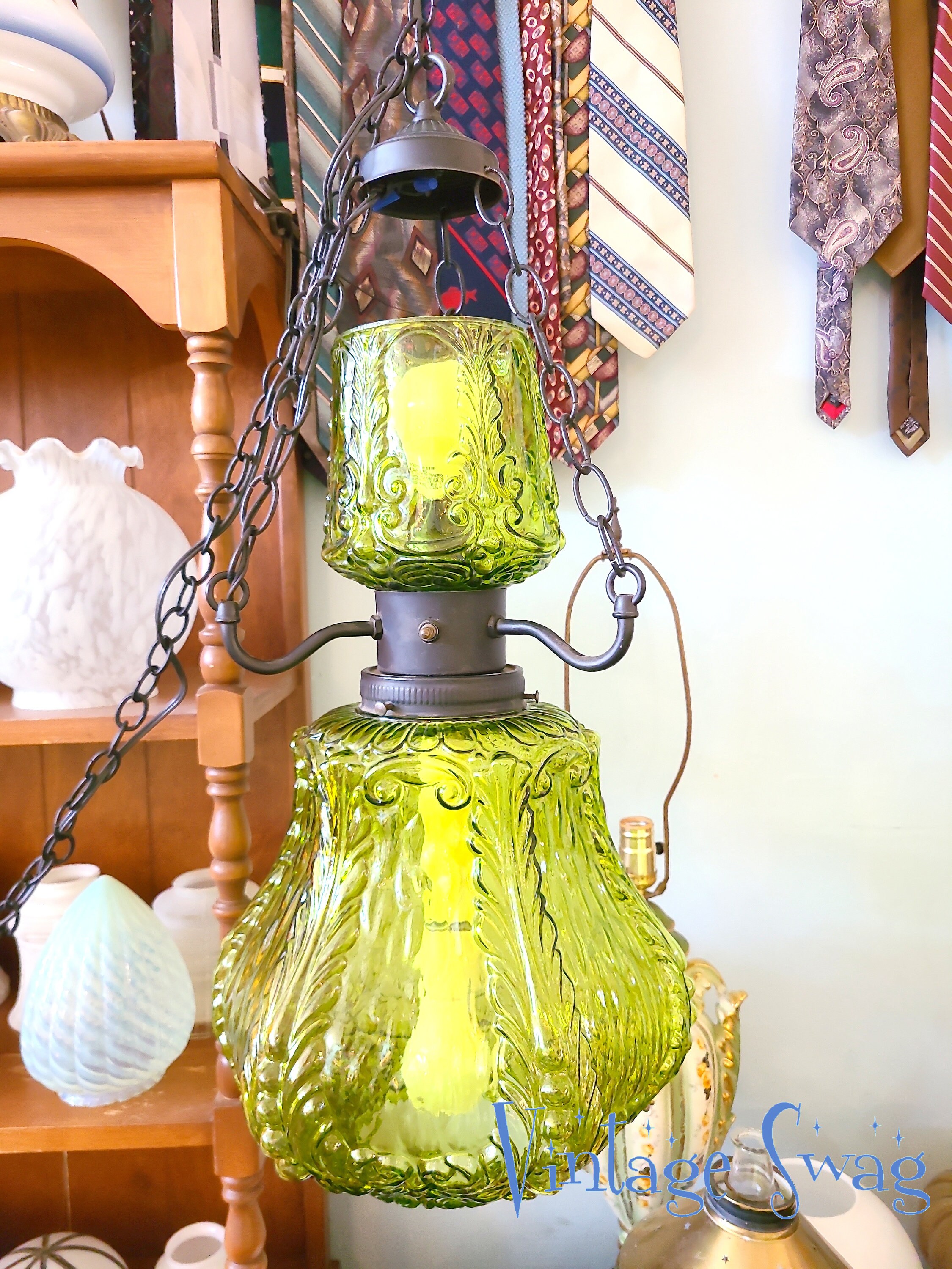 Vintage Pendant Light With Double Green Swag Pattern Glass Shades