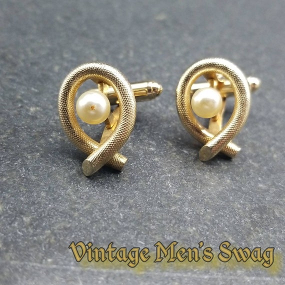 vintage cultured pearl ? cufflinks by Anson offer… - image 4