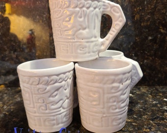 Vintage Frankhoma mugs in white Aztec pattern set of 4 free ahipping