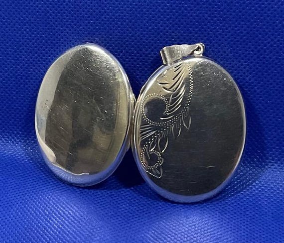 Sterling Silver Locket - image 5