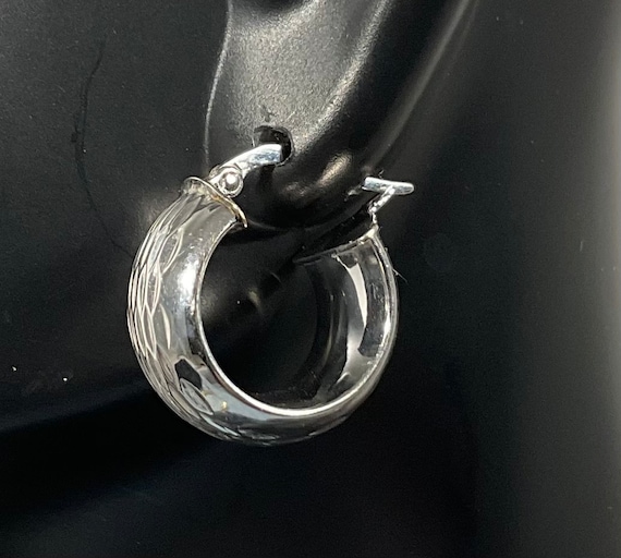 ONE Earring - image 1