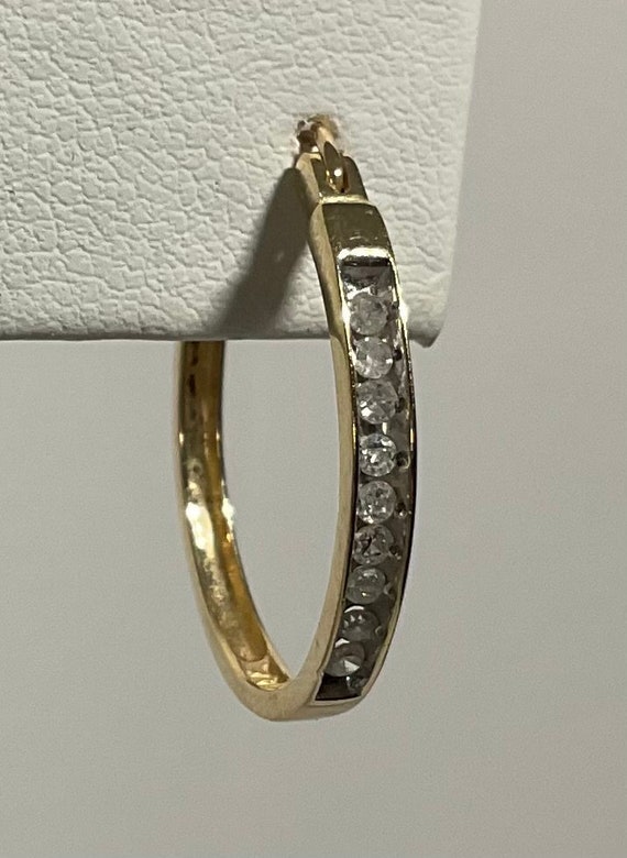 Single Earring - image 3