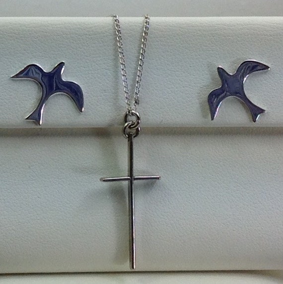 Sterling silver cross pendant and dove earrings se