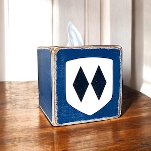 Ski Tissue Box Cover | Double Diamond | Wood Ski lodge Decor