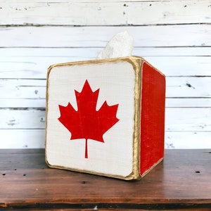 Rustic Canadian Maple Leaf Tissue Box Holder,  Ski Lodge Decor
