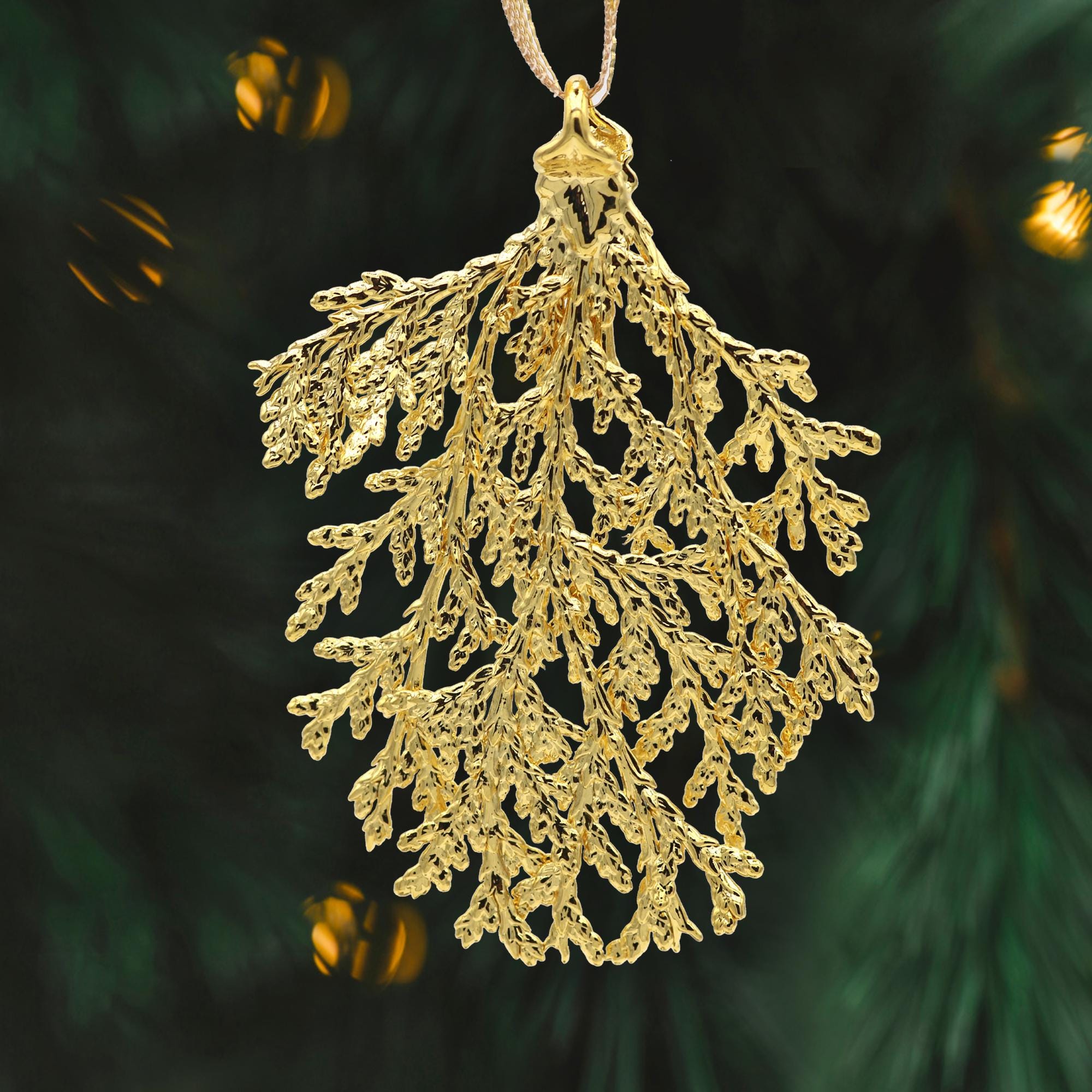 24k Gold Dipped Real Aspen, Oak and Maple Leaves Ornament Set 24k Gold Dipped Real Aspen, Oak and Maple Leaves Ornament Set