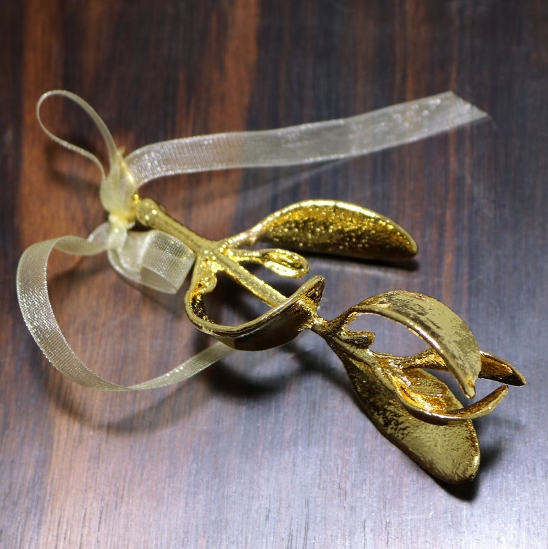 Real Mistletoe Dipped in 24k Gold Ornament image 2