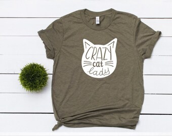 クレイジーキャットレディシャツ、クレイジーキャットレディ、猫好きシャツ、クレイジーキャットレディTシャツ、猫好きへのギフトアイデア