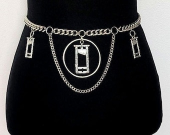 Guillotine Chain Belt: Size Inclusive Goth Waist Belt