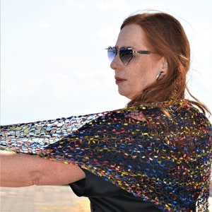 Hand Knitted Tricolor Ladder Yarn Shawl: Colorful Women&#39;s Wrap