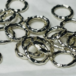 30 count silver tone hammered ring, soldered. image 2