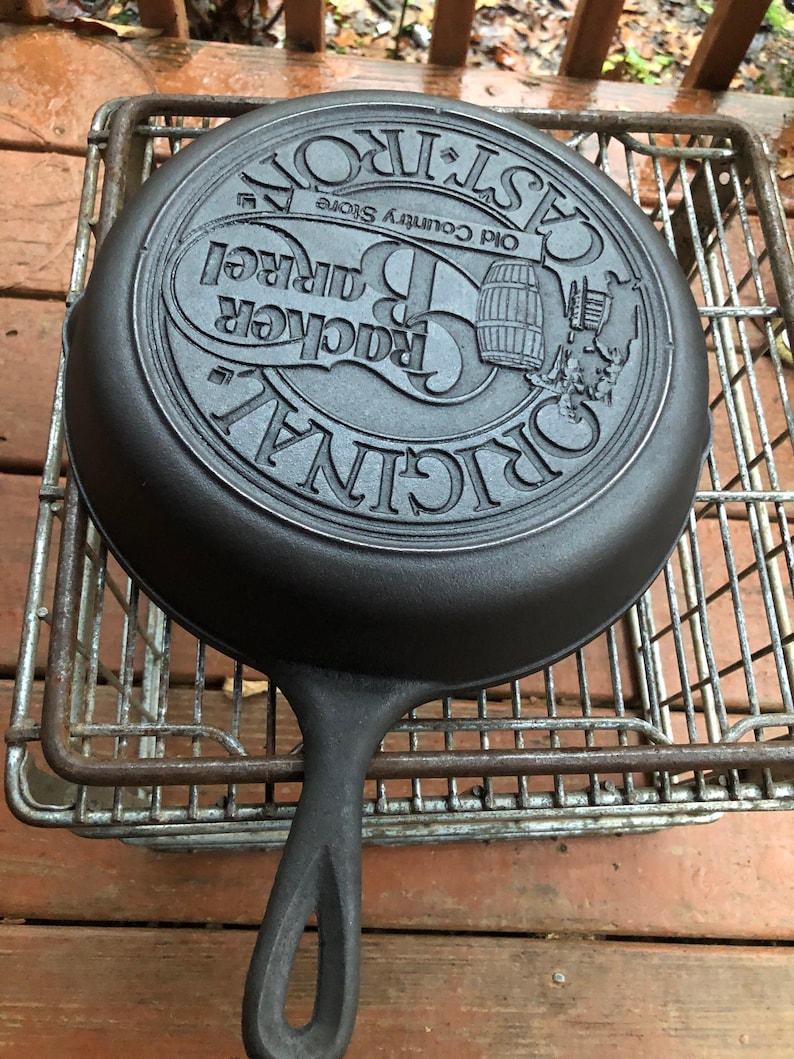 Cracker Barrel Cast Iron Skillet No 8 - Thumbnail 2
