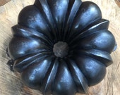 Unamrked Wagner Cast Iron Bundt Cake Pan