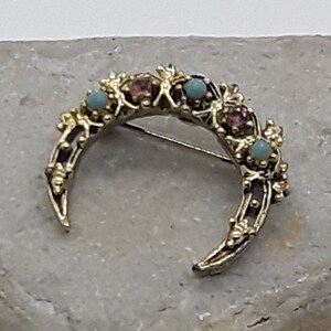 Vintage amethyst brooch