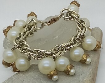 Vintage bracelet BIG Pearl dangles gold tone