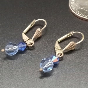 Vintage dangle earrings blue glass beads