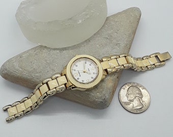 Armitron Now Gold and Silver Tones Vintage Watch Y121E Japan Ladies Etsy Canada