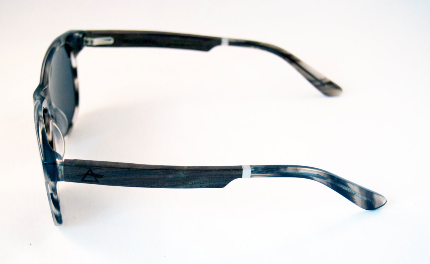 Witcombe Frame WITCOMBE Handcrafted Sunglasses : White Tortoise Acetate & Ebony ...