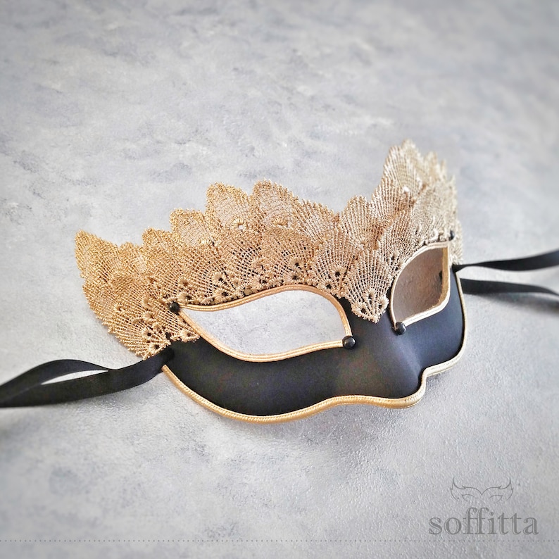 Venetian Devil Masquerade Mask Gold Coloured on Elastic Adult Halloween Accessory main image 1