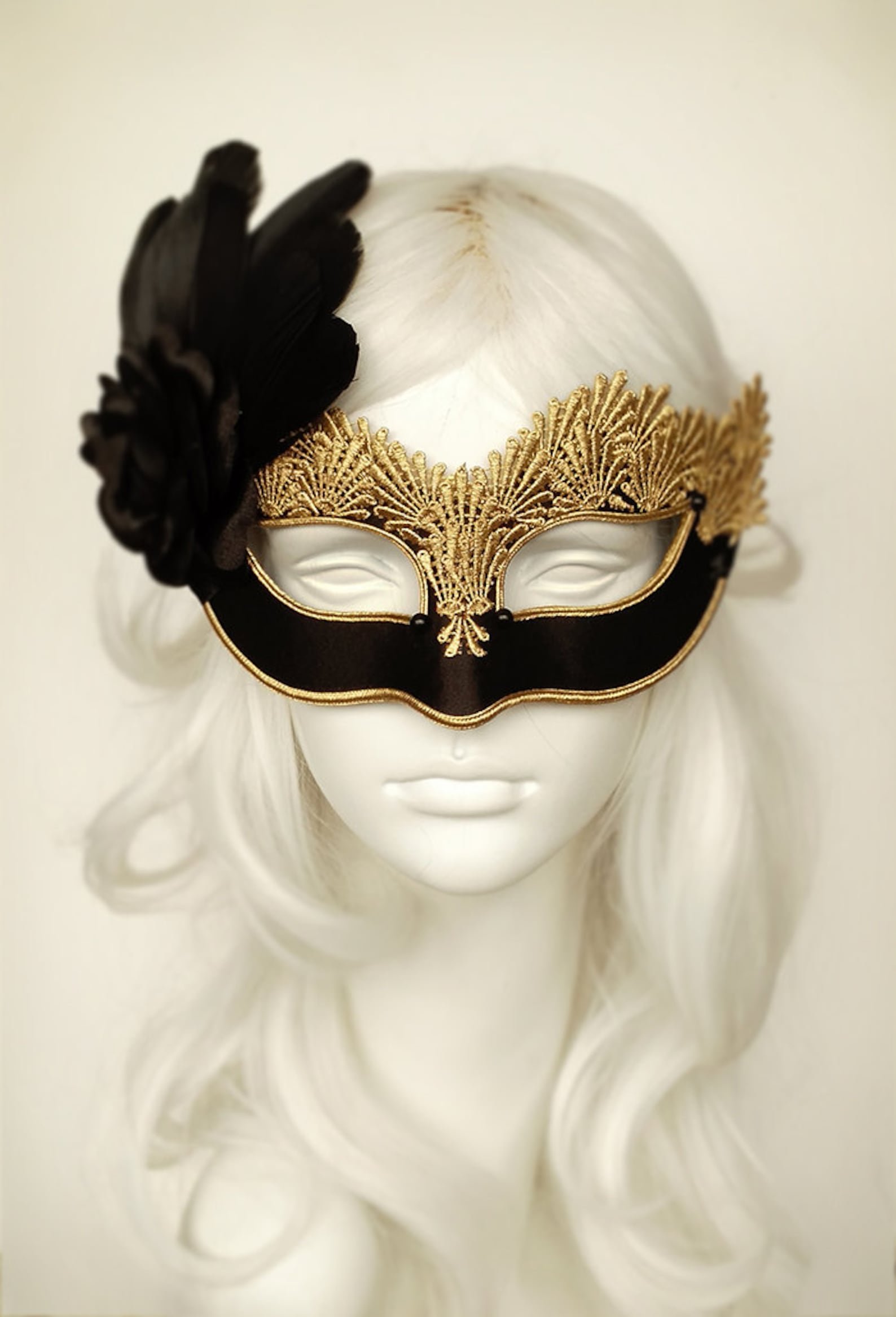 Black & Gold Lace Masquerade Mask Venetian Style Halloween - Etsy