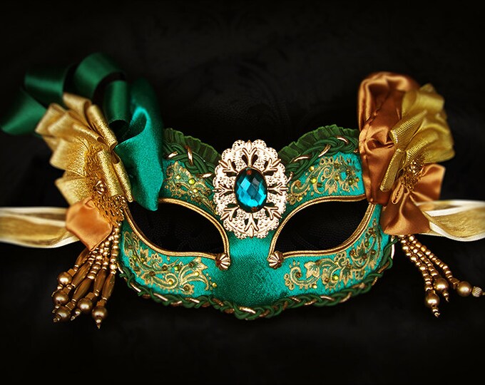 Emerald Green & Gold Masquerade Mask With Various - Etsy