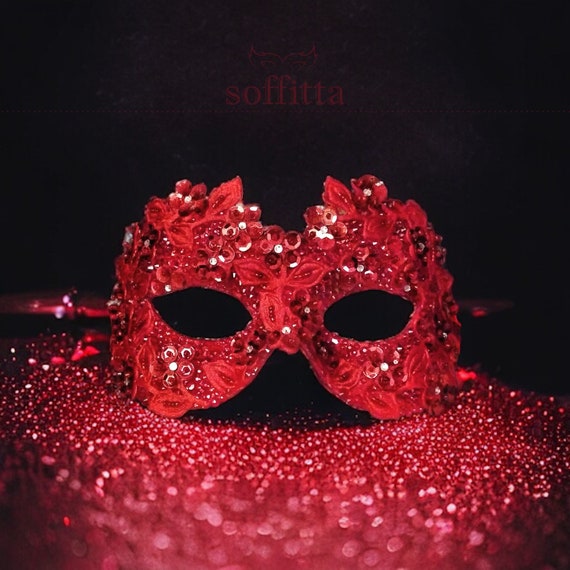 Red Eyemask With Diamonds + Ribbon Tie Eye Masks Red Eyemask With Diamonds + Ribbon Tie Eye Masks