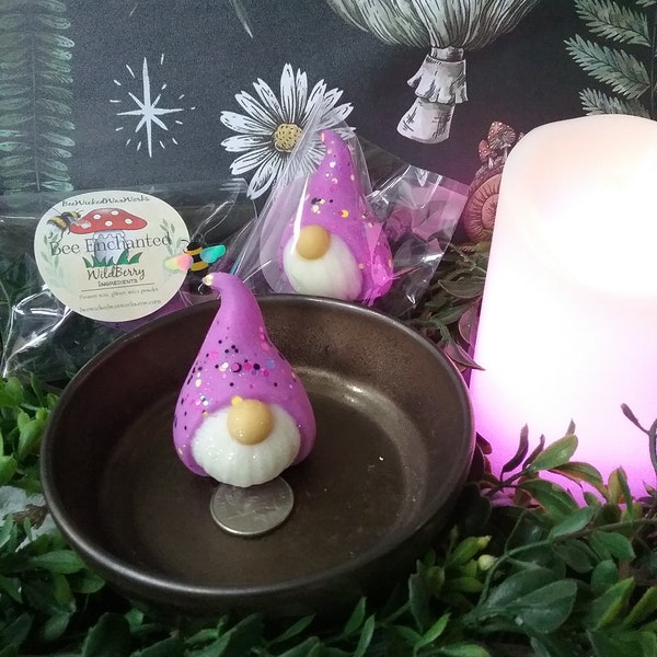 Wildberry gnome wax melt strong fruity scented wax melts for wax warmer gift for wax warmer scented wax melt housewarming gift fruit scented