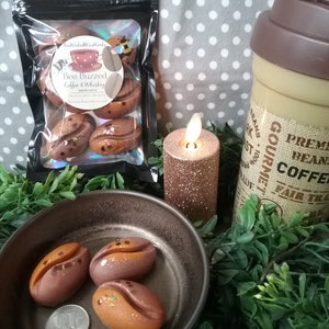 Coffee & whiskey coffee bean wax melts strong scented wax melt for wax warmer gift for coffee lover wax melt pouch coffee bean wax melt gift
