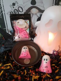 Bewitching berry ghost wax melts strong scented wax melts for wax warmer gift for halloween lover wax melts berry scented wax melts pouch