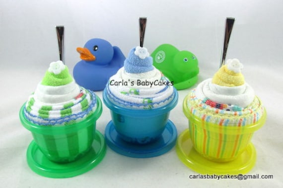 Baby shower gift, Baby shower decoration, Diaper cupcakes, Baby washcloth cupcakes, Burp cloth cupcakes, New baby gift, New mom gift Il_570xn
