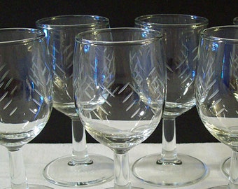 JAVIT BADASH Wine Glasses – Rain Pattern with Gray Cut Details – Cocktail Glasses – MCM – Crystal Elegance – Set of Four - Vintage 1960's -