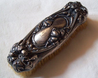 ART NOUVEAU Sterling Silver Clothes Brush – Repousse Floral Design – Natural Hair Bristles – Large Flowers – Unpolished – Antique 1880-1910