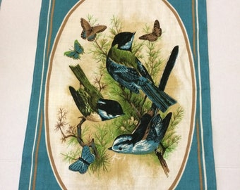 18" x 30" Ulster Bird Cameo N06121 Irish Linen Ireland Tea Towel Wall Art