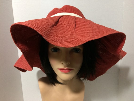 big red floppy hats