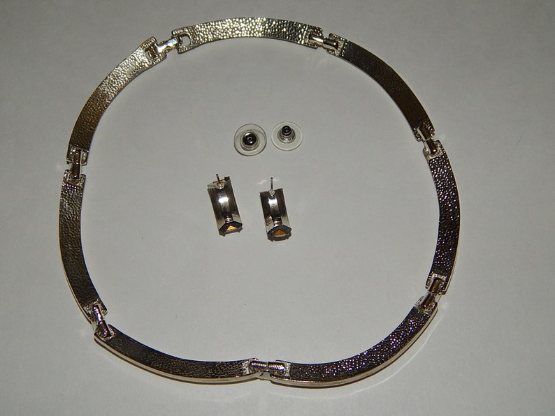 Pierced 34 Earrings Faux Diamonds 16 Silvertone Metal Choker Necklace