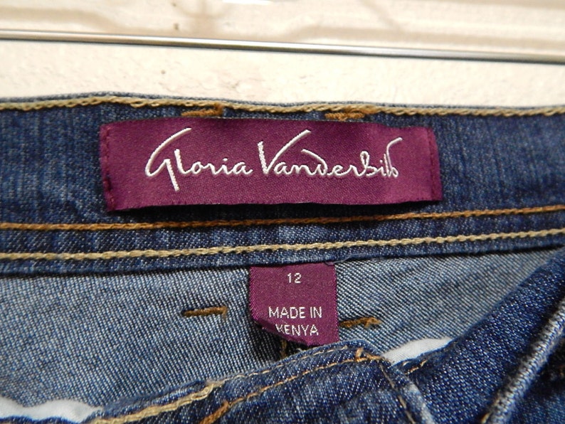 Gloria Vanderbilt 32 Waist Womens 12 Dark Blue Denim Capri Stretch Pants