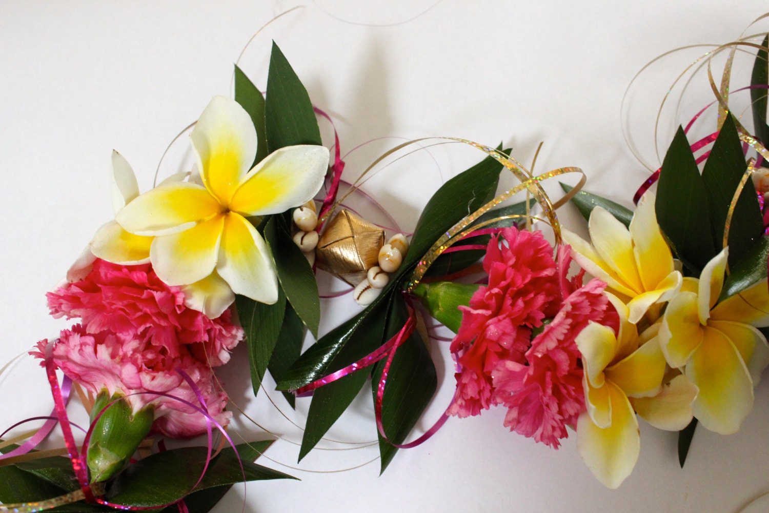 Custom Fragrant Fresh Flower Lei With Plumerias & Carnations Etsy