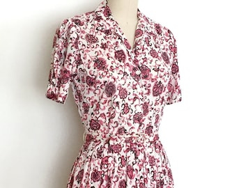 vintage 1950s dress • floral jersey shirtwaist day dress + belt • 50s vintage dress • 26” waist